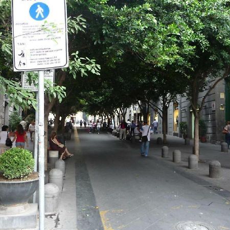 Chiaia Street Holiday Διαμέρισμα Νάπολη Εξωτερικό φωτογραφία